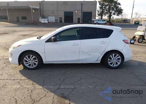 2012 Mazda Mazda3 I Touring z USA, uszkodzony, nr VIN JM1BL1L8XC1617606
